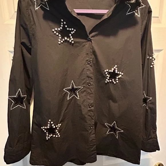 Black Star Cutouts Embellished Button-Up Shirt - Picture 6 of 7
